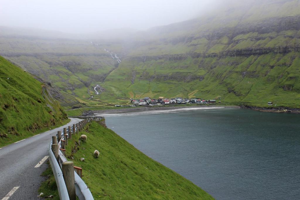 Holiday Cottage In Tjornuvik エクステリア 写真